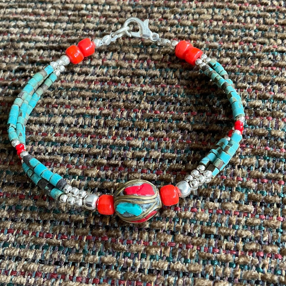 NWOT Tibetan Turquoise and Coral hand Beaded Bracelet